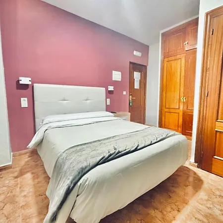 Rocamar Guest house 3*