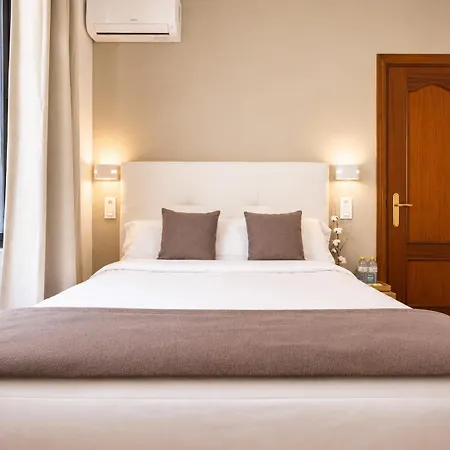 Rocamar Гостевой дом 3*