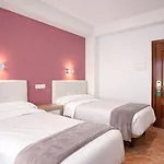 Rocamar 3*